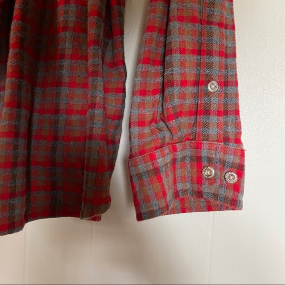 Men's Flyshacker Plaid Button Down - Picture 4 of 5